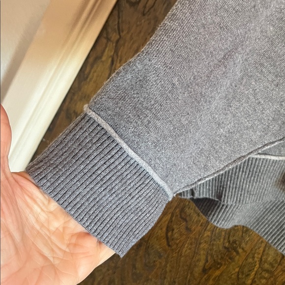 Pilcro Anthropology Heather Gray Oaklyn Crewneck Sweatshirt size M - Picture 5 of 10